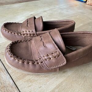 Cat & Jack kids Brown leather Loafers